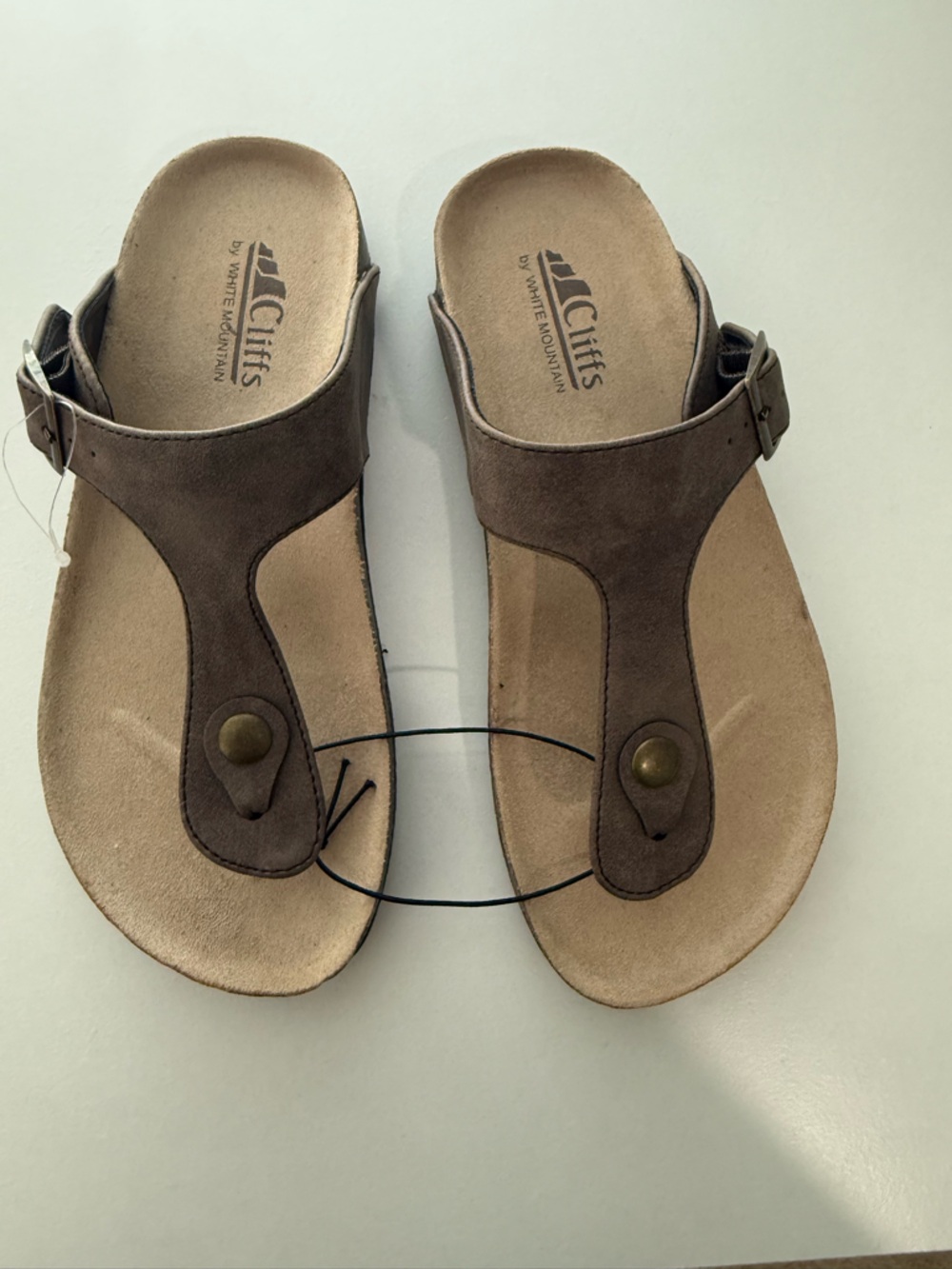 Nwt Cliffs by WHITE MOUNTAIN women’s Sandals